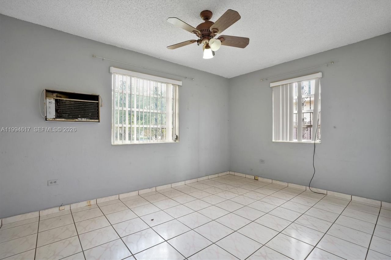 6810 SW 1st St, Miami, FL 33144 Photo