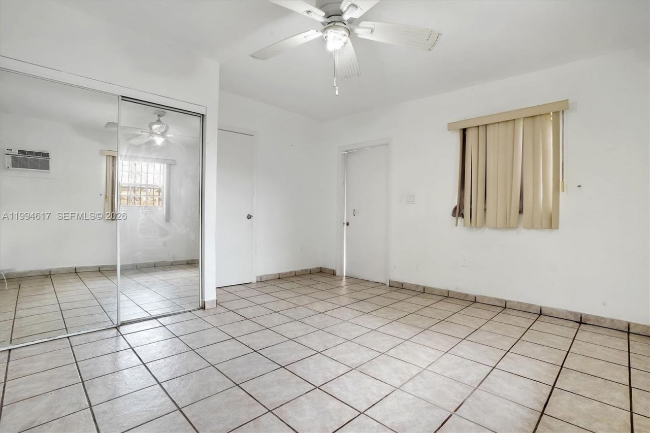 6810 SW 1st St, Miami, FL 33144 Photo