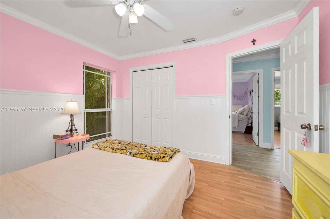 9370 SW 82nd St , Miami, FL 33173 Photo