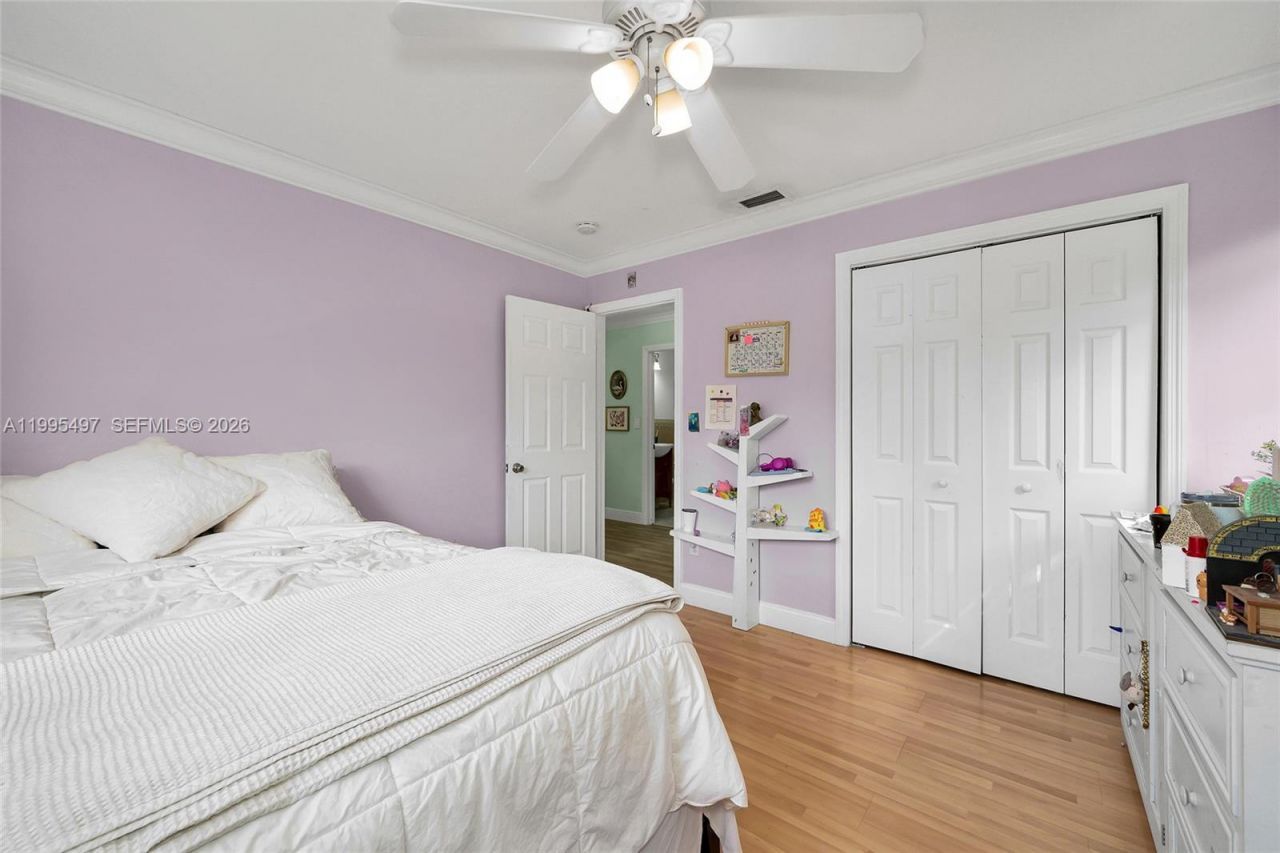 9370 SW 82nd St , Miami, FL 33173 Photo