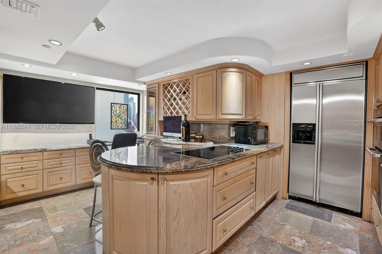 1717 N Bayshore Dr, Unit A-2451, Miami, FL 33132 Photo