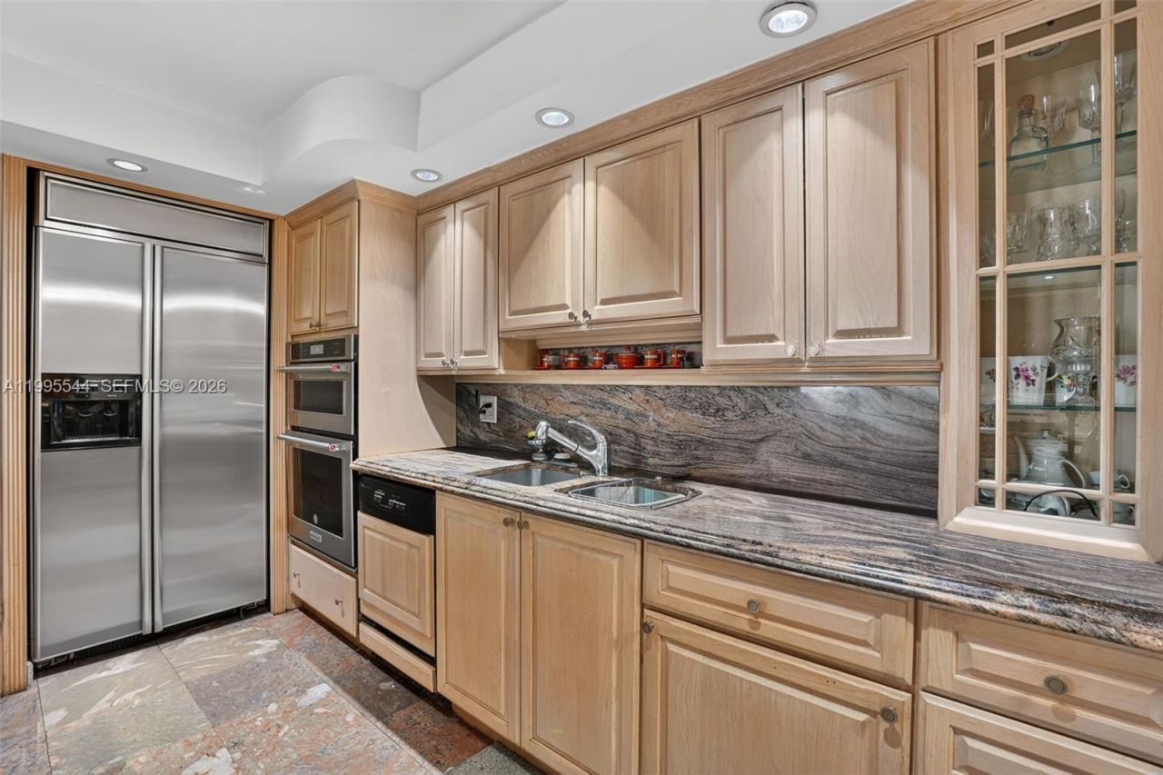 1717 N Bayshore Dr, Unit A-2451, Miami, FL 33132 Photo