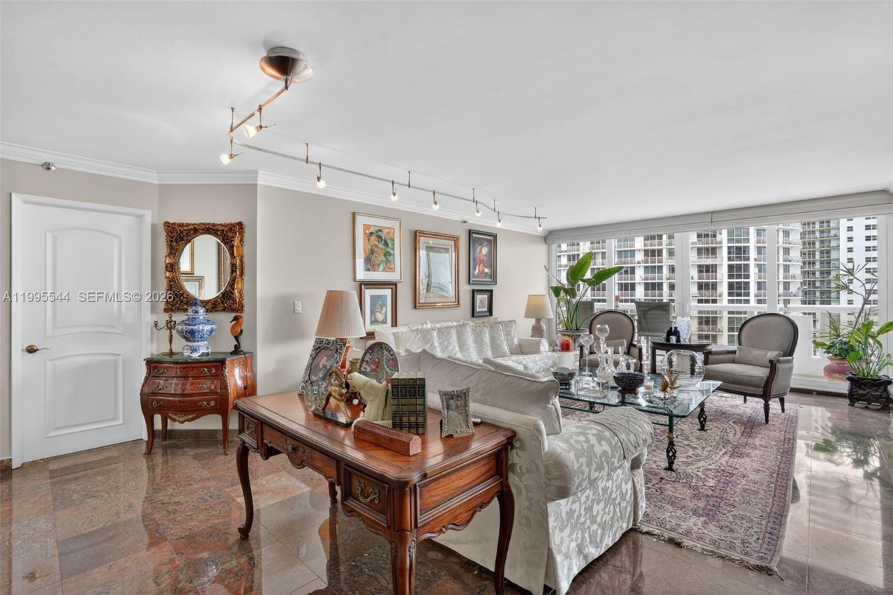 1717 N Bayshore Dr, Unit A-2451, Miami, FL 33132 Photo