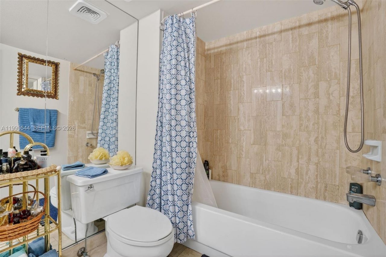 1717 N Bayshore Dr, Unit A-2451, Miami, FL 33132 Photo