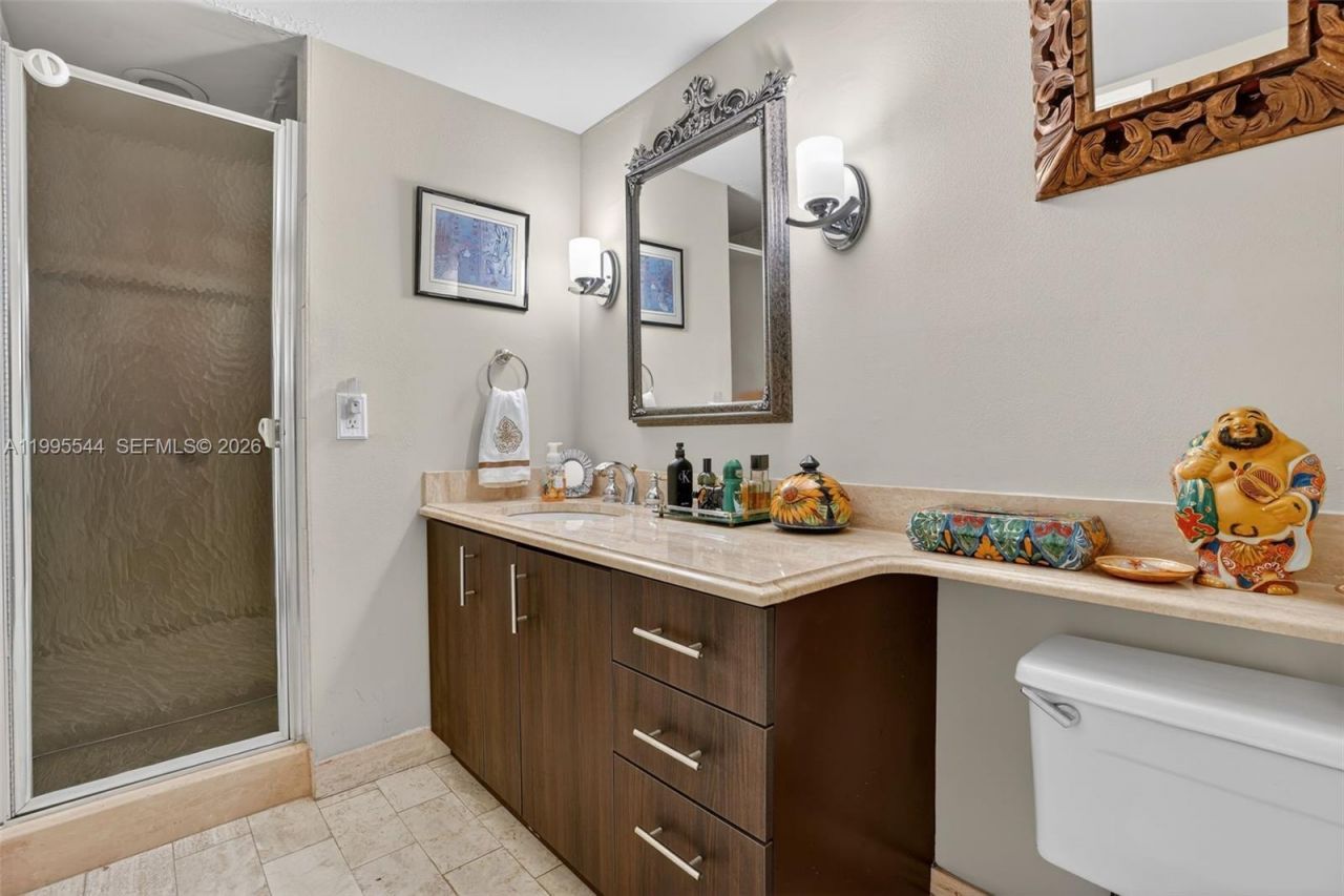 1717 N Bayshore Dr, Unit A-2451, Miami, FL 33132 Photo