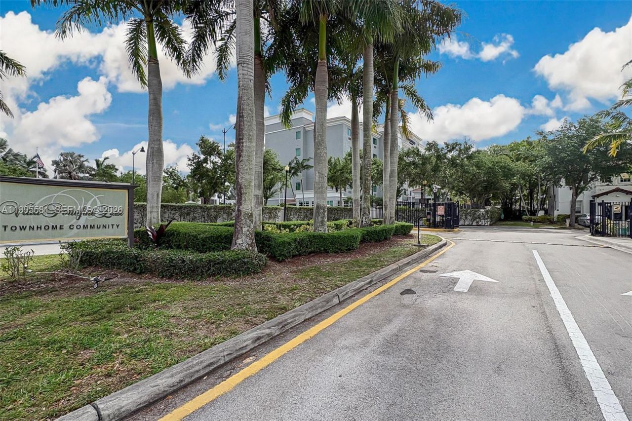 936 NE 29th Ter, Homestead, FL 33033 Photo