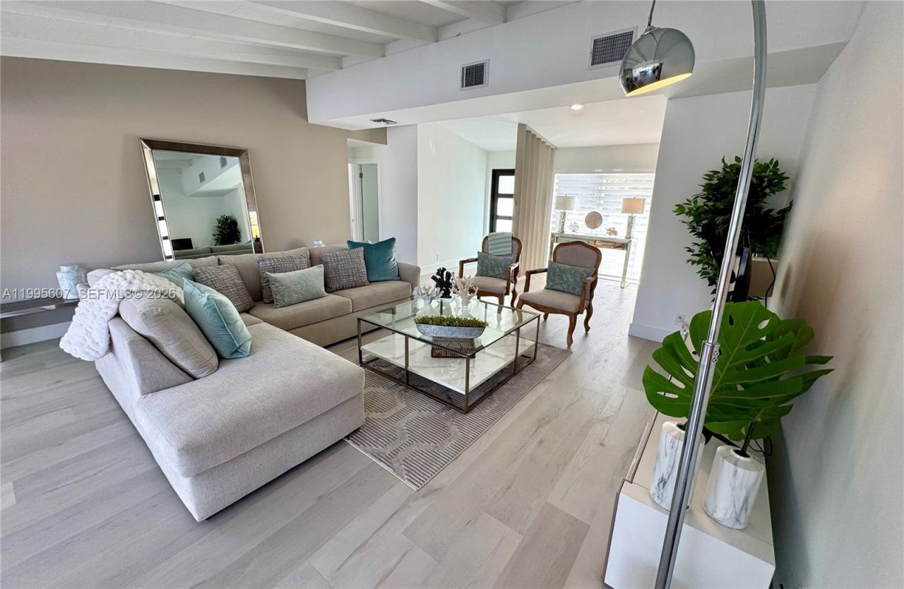 2406 Marathon Ln, Fort Lauderdale, FL 33312 Photo