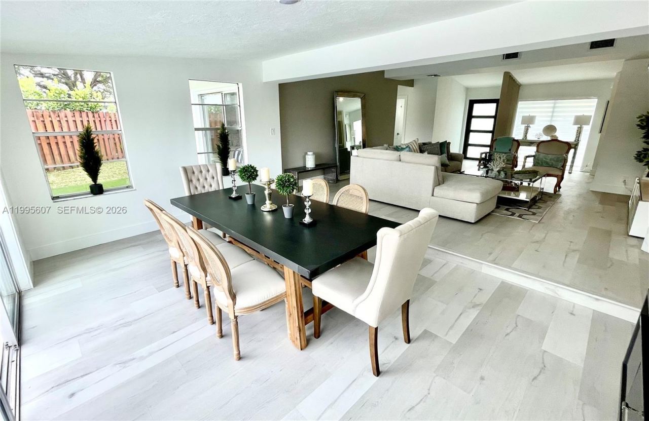 2406 Marathon Ln, Fort Lauderdale, FL 33312 Photo