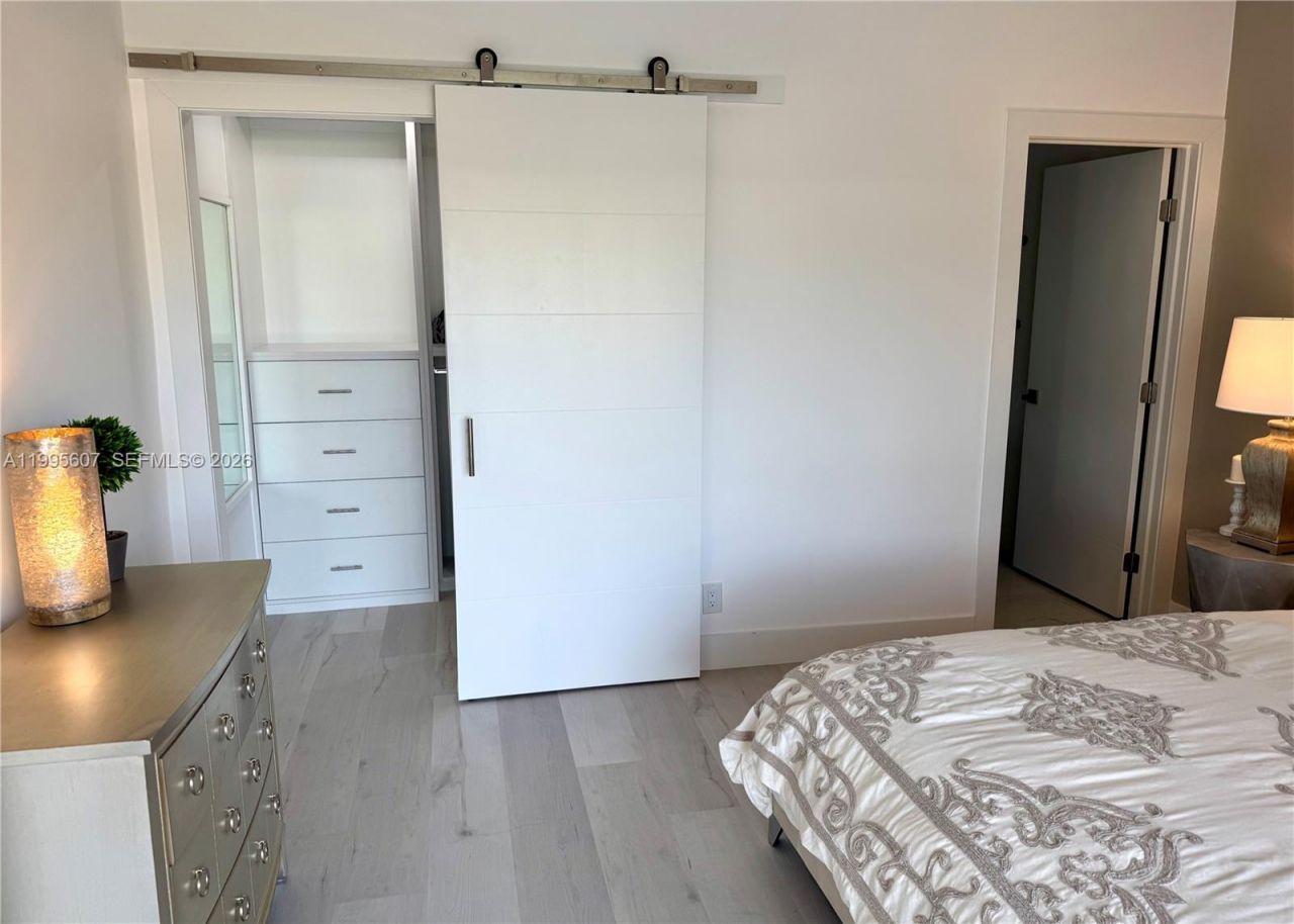 2406 Marathon Ln, Fort Lauderdale, FL 33312 Photo