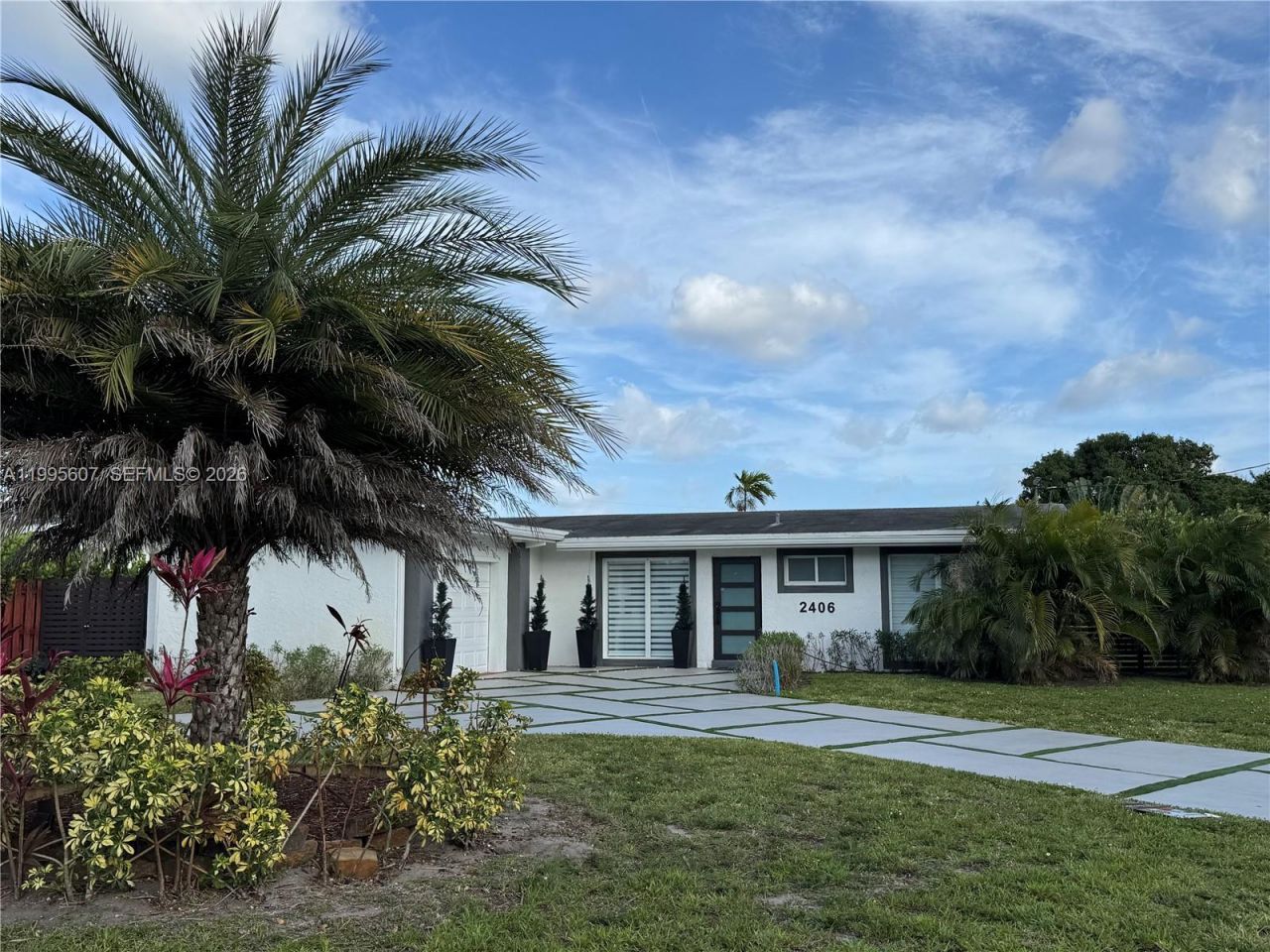 2406 Marathon Ln, Fort Lauderdale, FL 33312 Photo