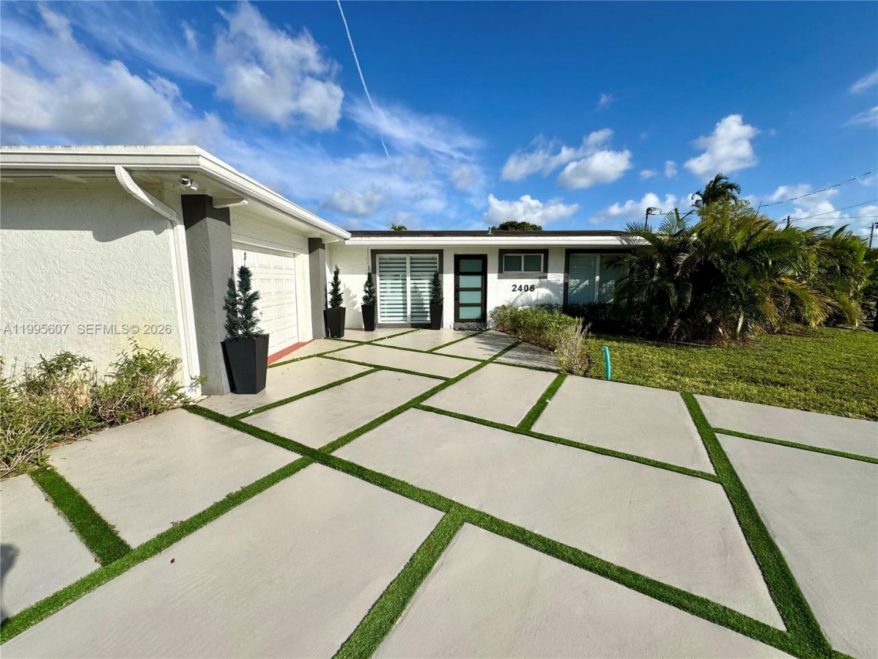 2406 Marathon Ln, Fort Lauderdale, FL 33312 Photo