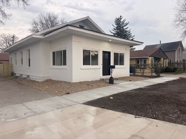 733 W Prairie Street , Pontiac, IL 61764