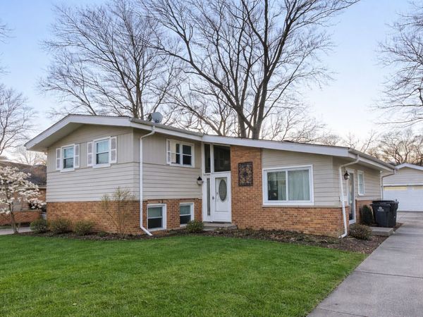 118 Warwick Street , Park Forest, IL 60466