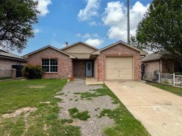 5213 Mimi Court, Dallas, TX 75211