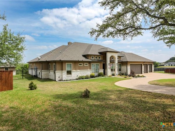 4013 Turning Leaf Drive, Nolanville, TX 76559