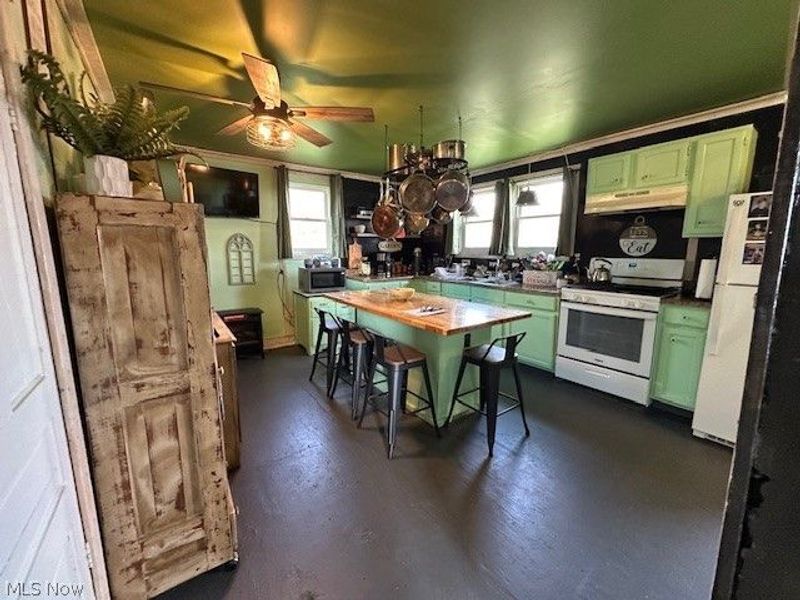 560 W Brown Street, New Lexington, OH 43764 Photo 5