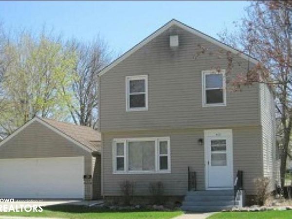 408 E Grove Street, Algona, IA 50511