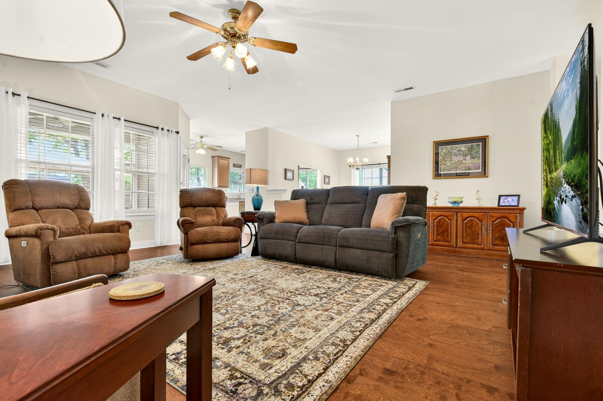 105 Tunstall Drive Photo 12