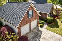 105 Tunstall Drive photo 4