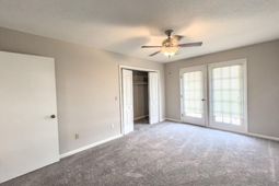 101 Timberlane photo 4