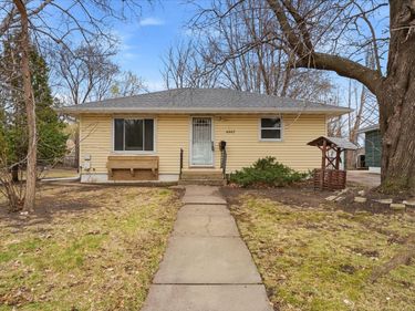 4442 Toledo Avenue N, Robbinsdale, MN 55422