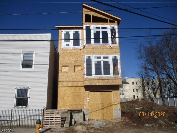 515 S 10Th St, Newark, NJ 07103