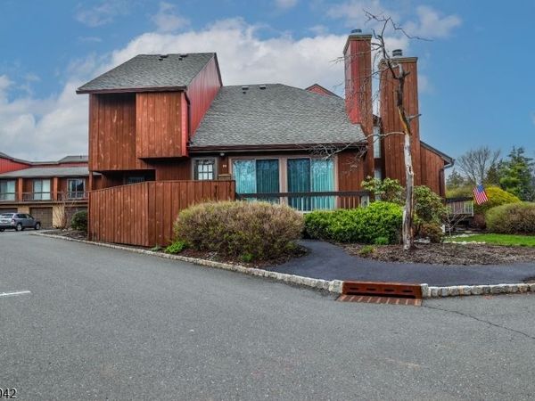 498 Auten Rd 2D, Hillsborough, NJ 08844