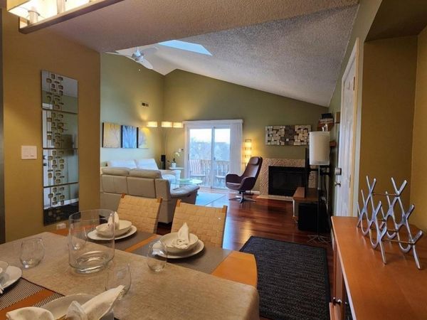 5321 Ravens Crest Dr, Plainsboro, NJ 08536