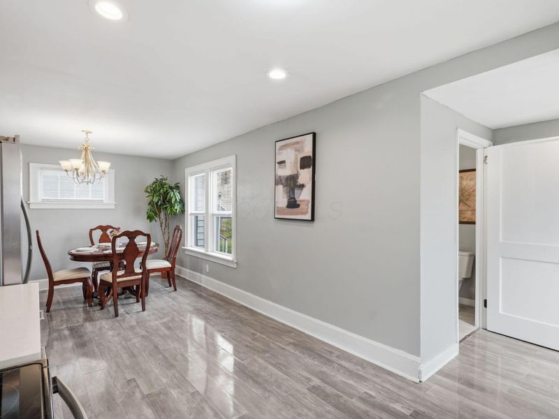 2268 Ridgeway Avenue, Columbus, OH 43219 Photo 10