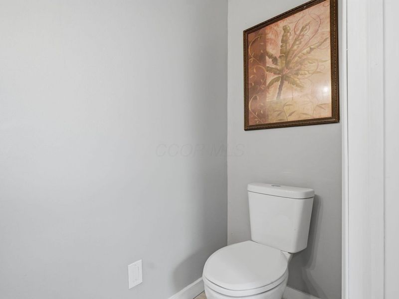 2268 Ridgeway Avenue, Columbus, OH 43219 Photo 16