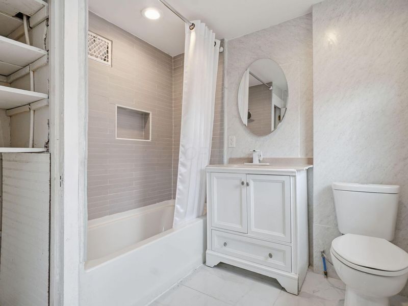 2268 Ridgeway Avenue, Columbus, OH 43219 Photo 17