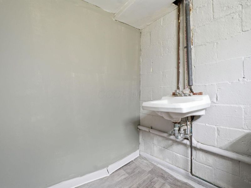 2268 Ridgeway Avenue, Columbus, OH 43219 Photo 34