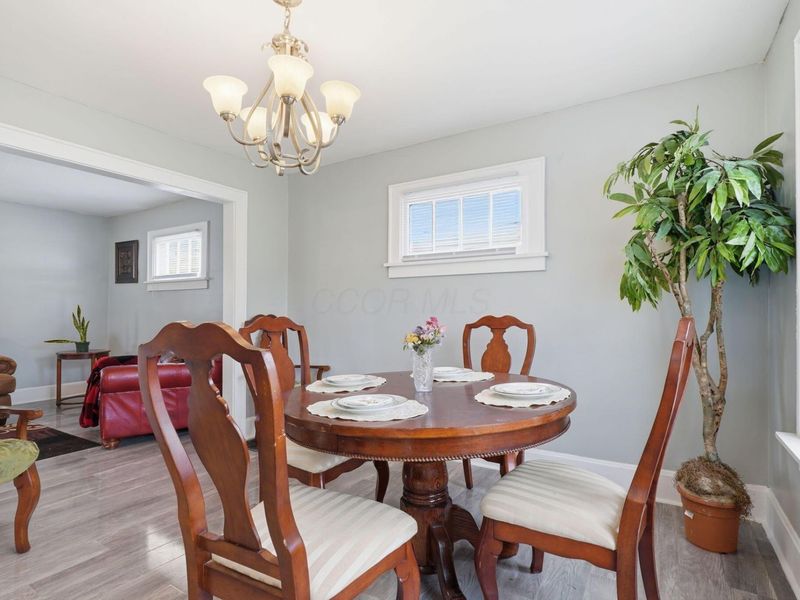 2268 Ridgeway Avenue, Columbus, OH 43219 Photo 8