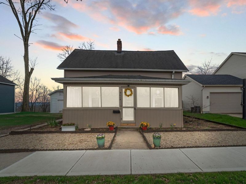 3619 Midland Street, Grove City, OH 43123 Photo 2