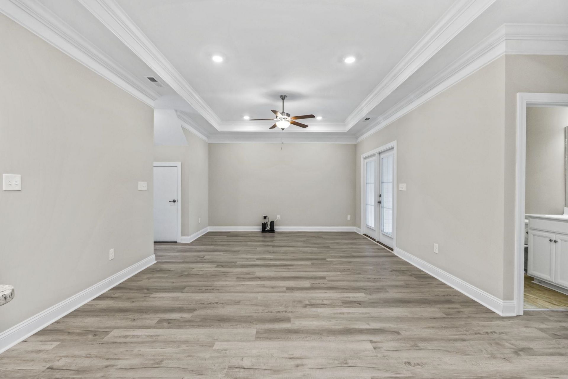 216 Je Edward Dr. Photo 14