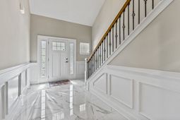 216 Je Edward Dr. photo 4