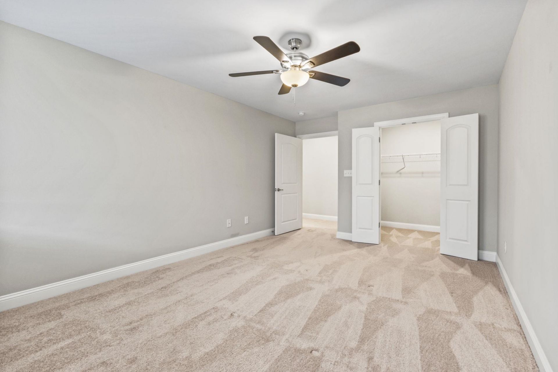 216 Je Edward Dr. Photo 35