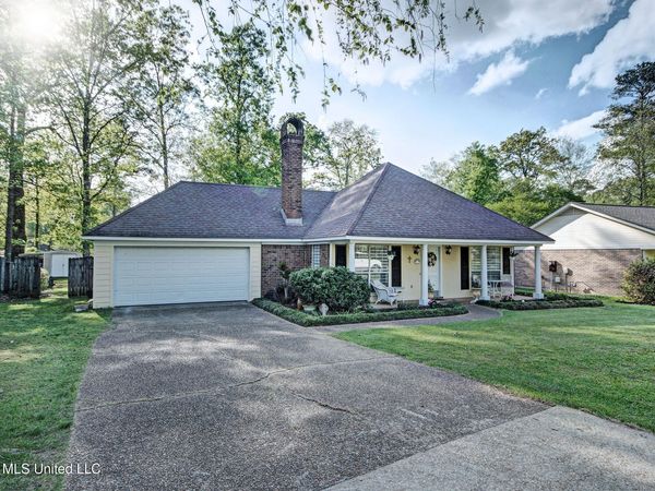 1210 Michael Street, Flowood, MS 39232