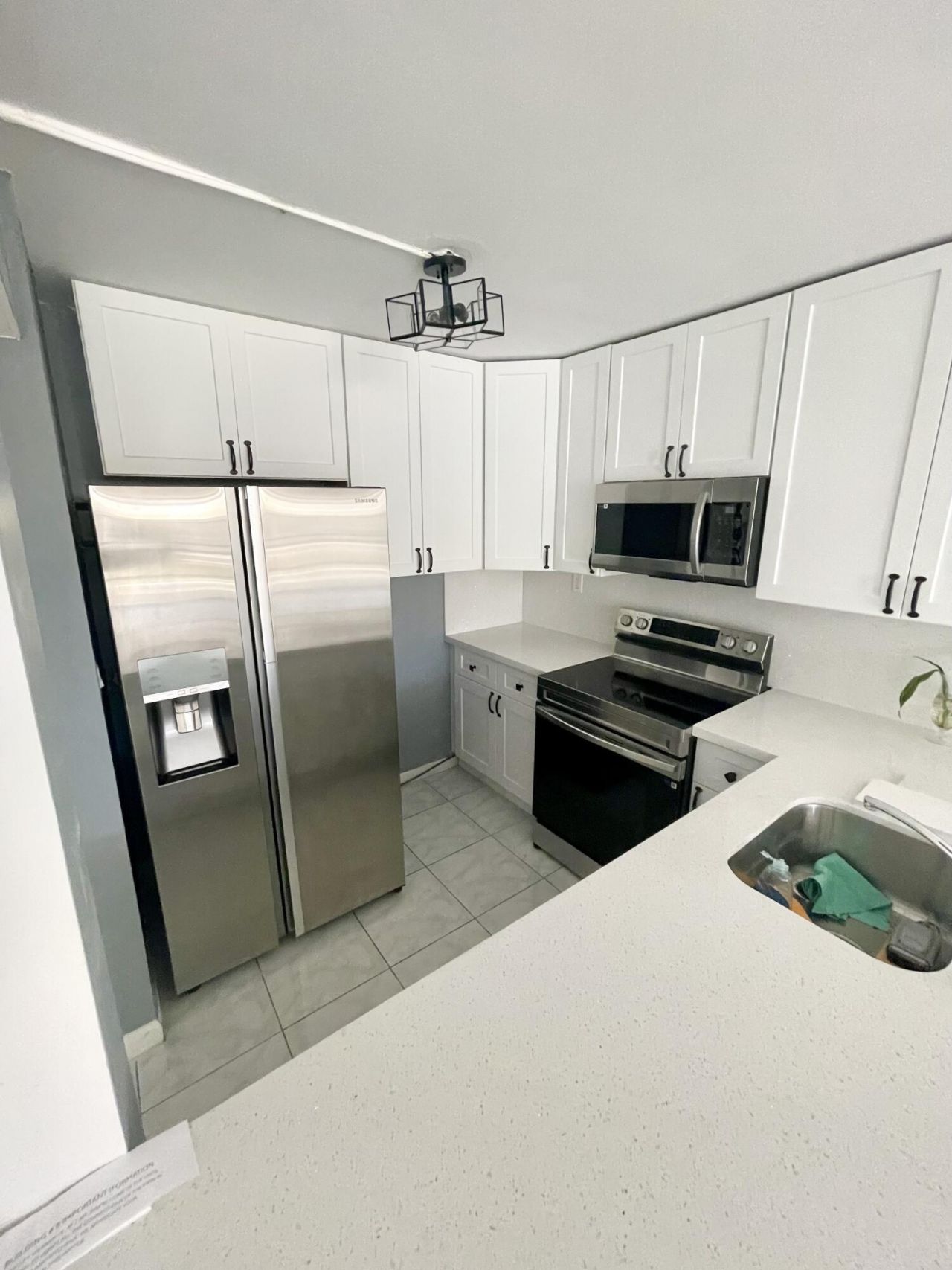 2000 Atlantic Shores Boulevard, Unit 306, Hallandale Beach, FL 33009 Photo