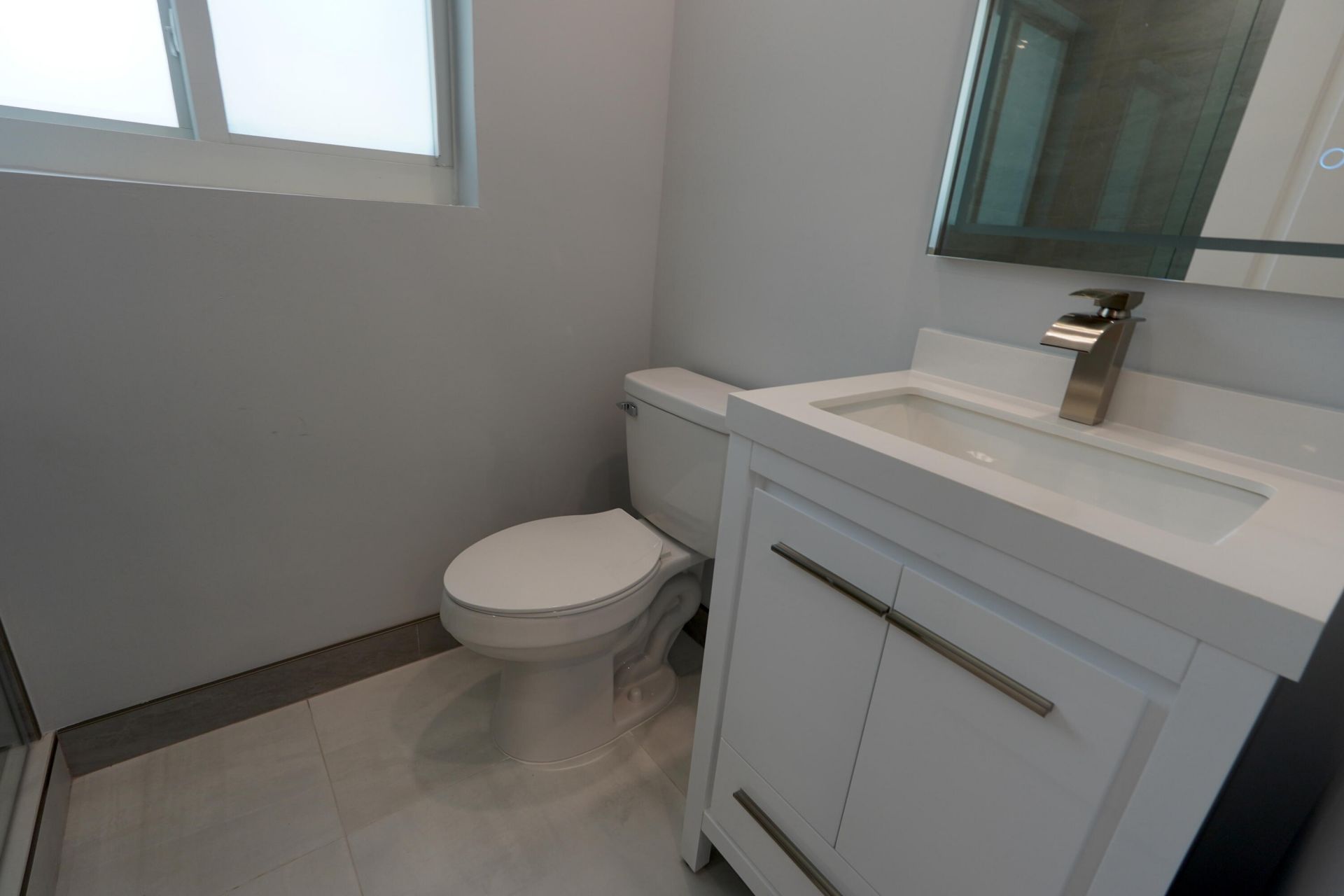 631 NE 17th Way, Unit 3, Fort Lauderdale, FL 33304 Photo