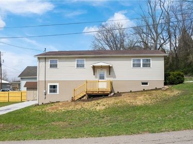 142 Smith Street, Millersburg, OH 44654