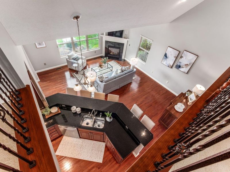 293 Murphy's Green, Powell, OH 43065 Photo 12