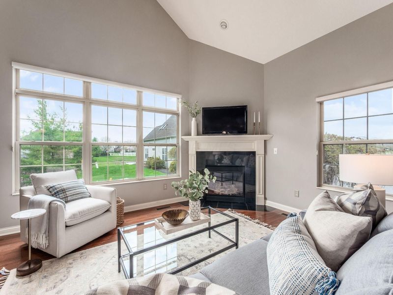 293 Murphy's Green, Powell, OH 43065 Photo 5