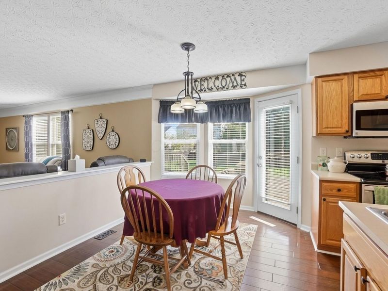 4000 Creekwood Drive, Lewis Center, OH 43035 Photo 12