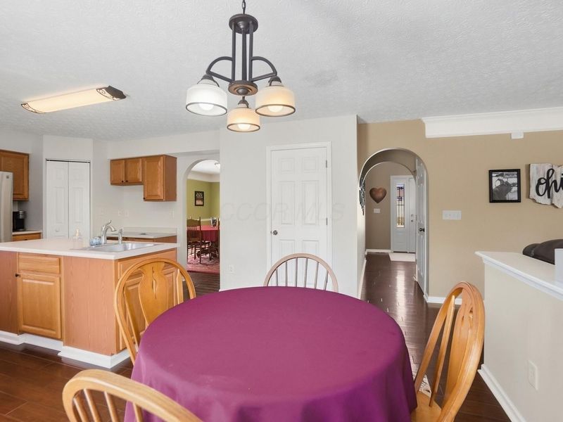 4000 Creekwood Drive, Lewis Center, OH 43035 Photo 14