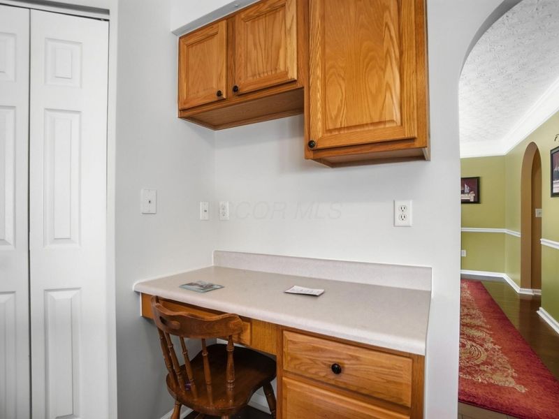 4000 Creekwood Drive, Lewis Center, OH 43035 Photo 23