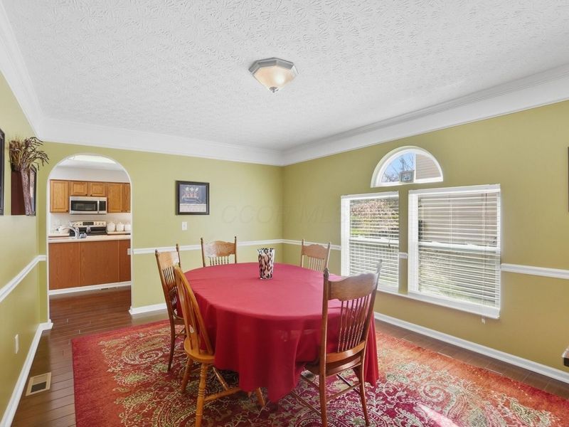 4000 Creekwood Drive, Lewis Center, OH 43035 Photo 27