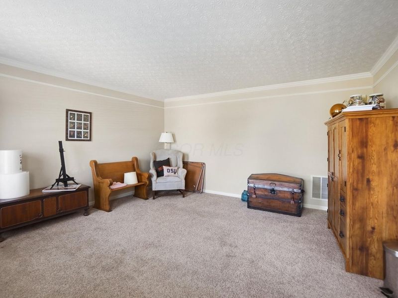 4000 Creekwood Drive, Lewis Center, OH 43035 Photo 28