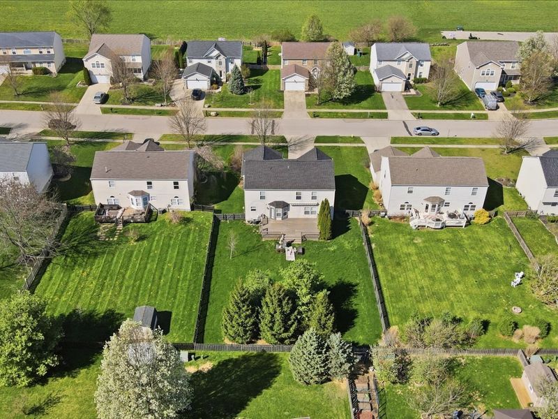 4000 Creekwood Drive, Lewis Center, OH 43035 Photo 3