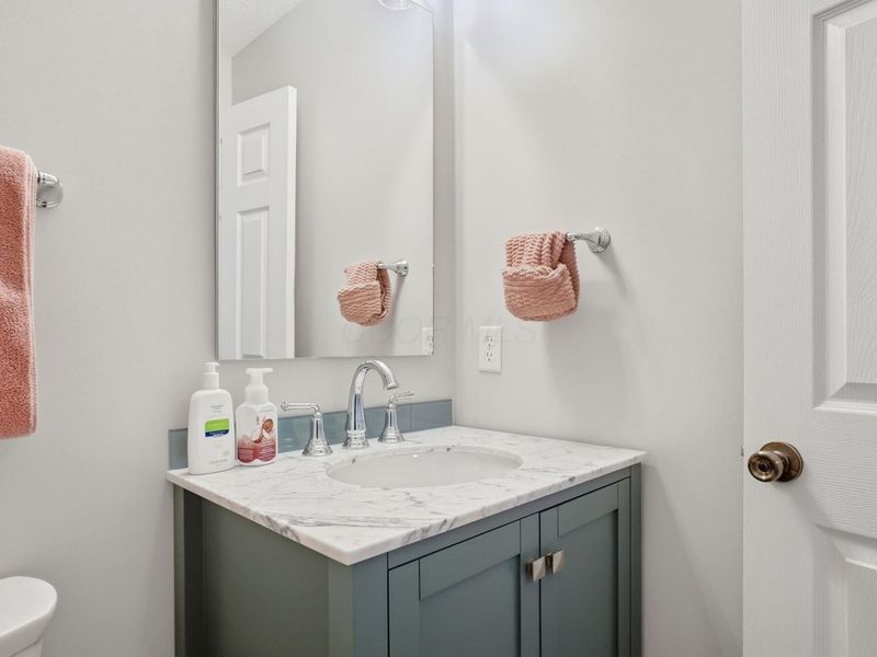 4000 Creekwood Drive, Lewis Center, OH 43035 Photo 56